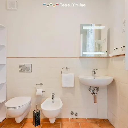 Апартаменты Ponente, Terremarine