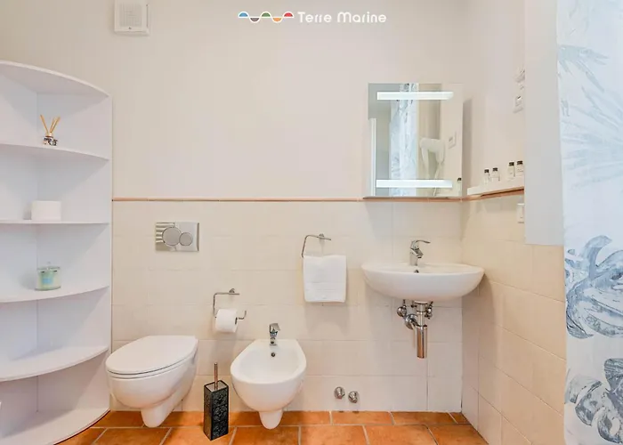 Διαμέρισμα Ponente, Terremarine